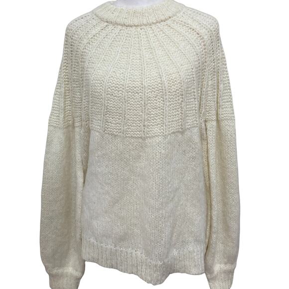 Laundry Winter White Chunky Knit Sweater size L NEW Crew neck - Picture 1 of 7